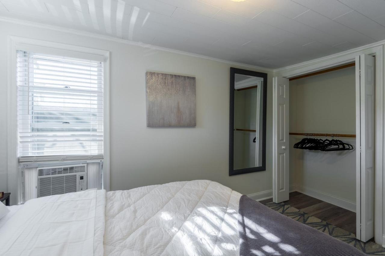 Luxurious Retreat, Parking, Restaurants, Near New Hope, 1Mile Delaware River لامبرتفيل المظهر الخارجي الصورة