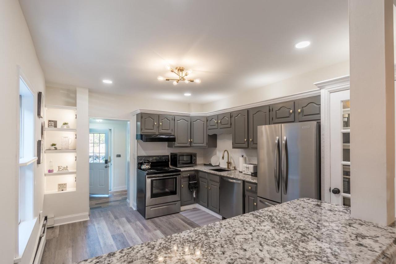 Luxurious Retreat, Parking, Restaurants, Near New Hope, 1Mile Delaware River لامبرتفيل المظهر الخارجي الصورة