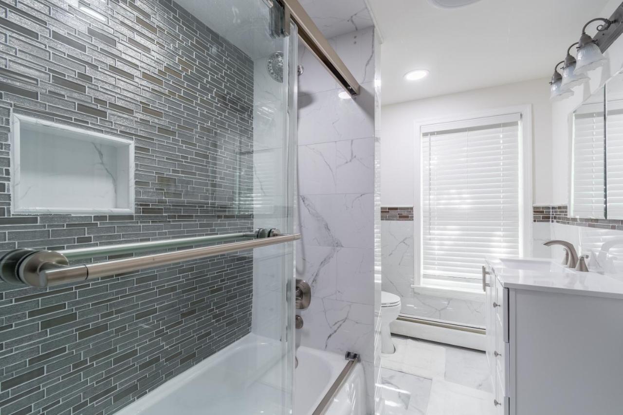 Luxurious Retreat, Parking, Restaurants, Near New Hope, 1Mile Delaware River لامبرتفيل المظهر الخارجي الصورة